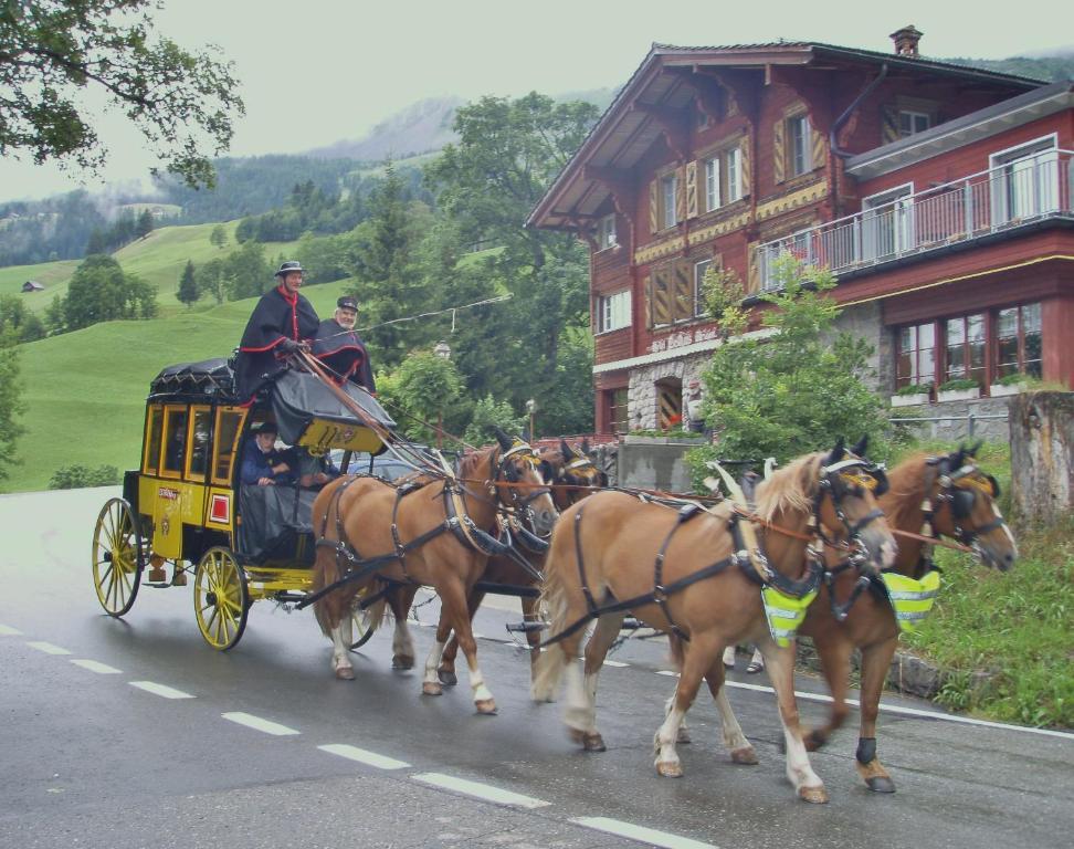 Hotel Posthaus Urigen Unterschächen Buitenkant foto