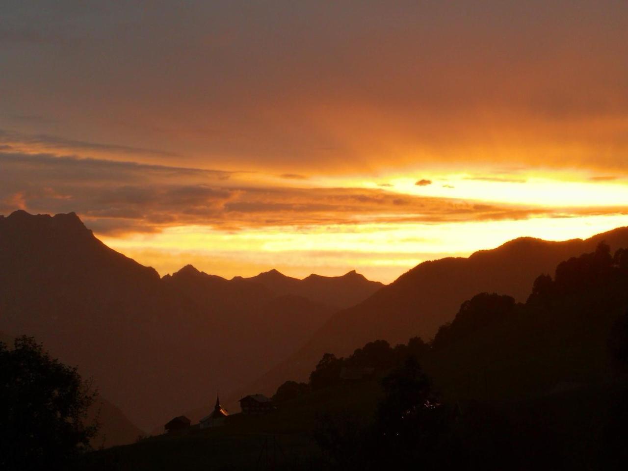 Hotel Posthaus Urigen Unterschächen Buitenkant foto
